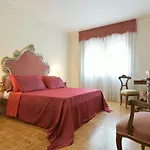 Queen Isabel Apartmán Mestre