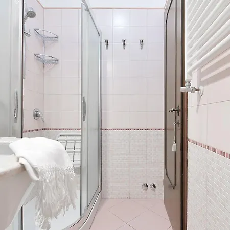 Queen Isabel Appartement